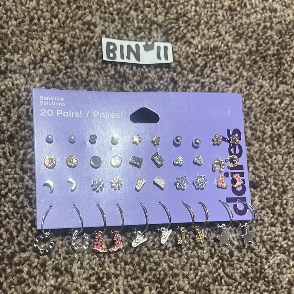 2/$20 Claire's 20 Pairs Earring Set
